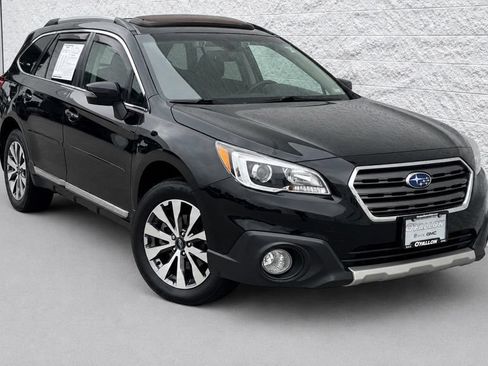 Used 2017 Subaru Outback 2.5i Touring w/ Popular Package #5A AWD/4WD image 1
