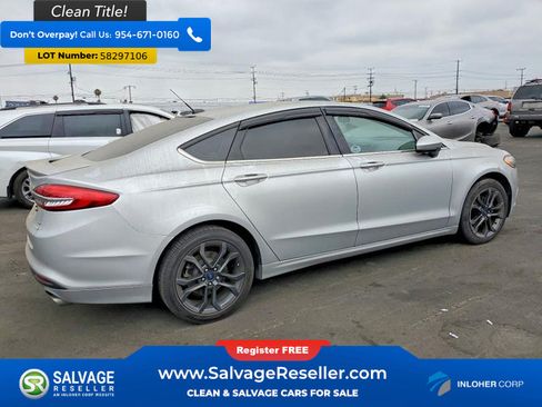Used 2018 Ford Fusion SE w/ Equipment Group 201A FWD image 4
