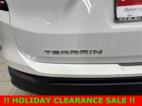 Used 2023 GMC Terrain SLE image 24