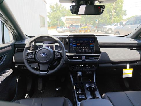 Used 2026 Subaru Outback Premium AWD/4WD image 17