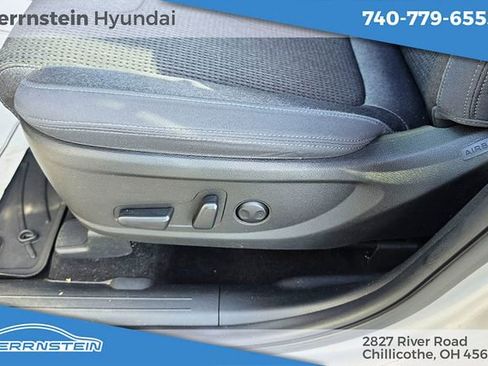 Used 2022 Hyundai Santa Fe SEL w/ Convenience Package AWD/4WD image 16