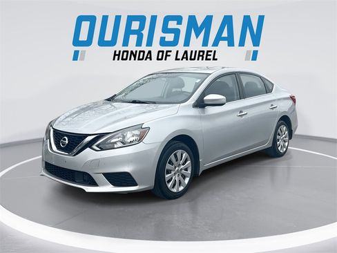 Used 2019 Nissan Sentra S image 1