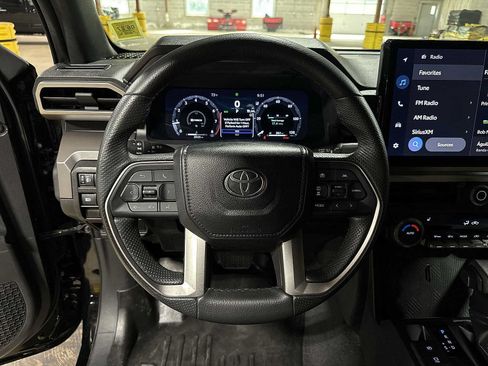 Used 2024 Toyota Tacoma TRD Off-Road AWD/4WD image 18