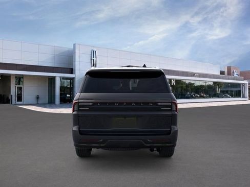 New 2026 Lincoln Navigator Black Label AWD/4WD image 5