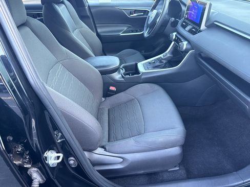 Certified 2024 Toyota RAV4 SE AWD/4WD image 13