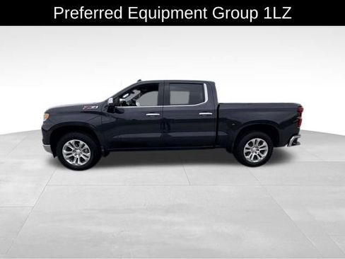Used 2023 Chevrolet Silverado 1500 LTZ AWD/4WD image 4