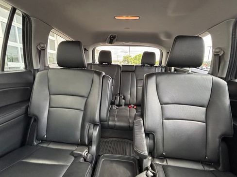 Used 2019 Honda Pilot Touring image 17