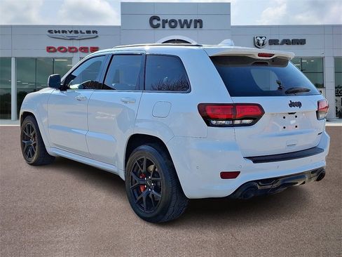 Used 2021 Jeep Grand Cherokee SRT image 4