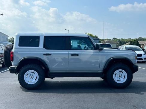 New 2026 Ford Bronco Heritage Edition AWD/4WD image 37