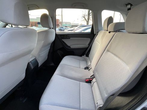 Used 2017 Subaru Forester 2.5i w/ Alloy Wheel Package image 25