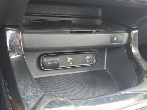 Certified 2024 Kia Seltos EX FWD image 26