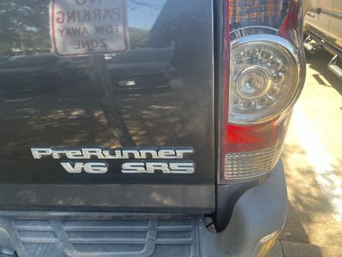Used 2012 Toyota Tacoma PreRunner w/ SR5 Pkg RWD image 6