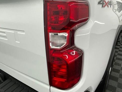 Used 2025 Chevrolet Silverado 2500 W/T w/ WT Convenience Package AWD/4WD image 14