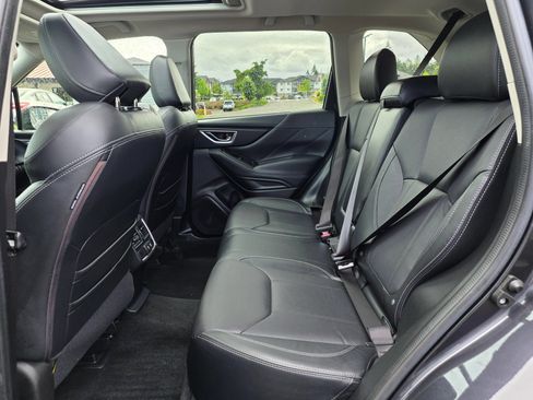Used 2019 Subaru Forester Limited AWD/4WD image 25