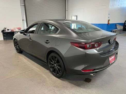 Used 2024 MAZDA MAZDA3 s FWD image 5