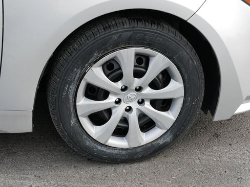 Certified 2023 Toyota Corolla LE image 15