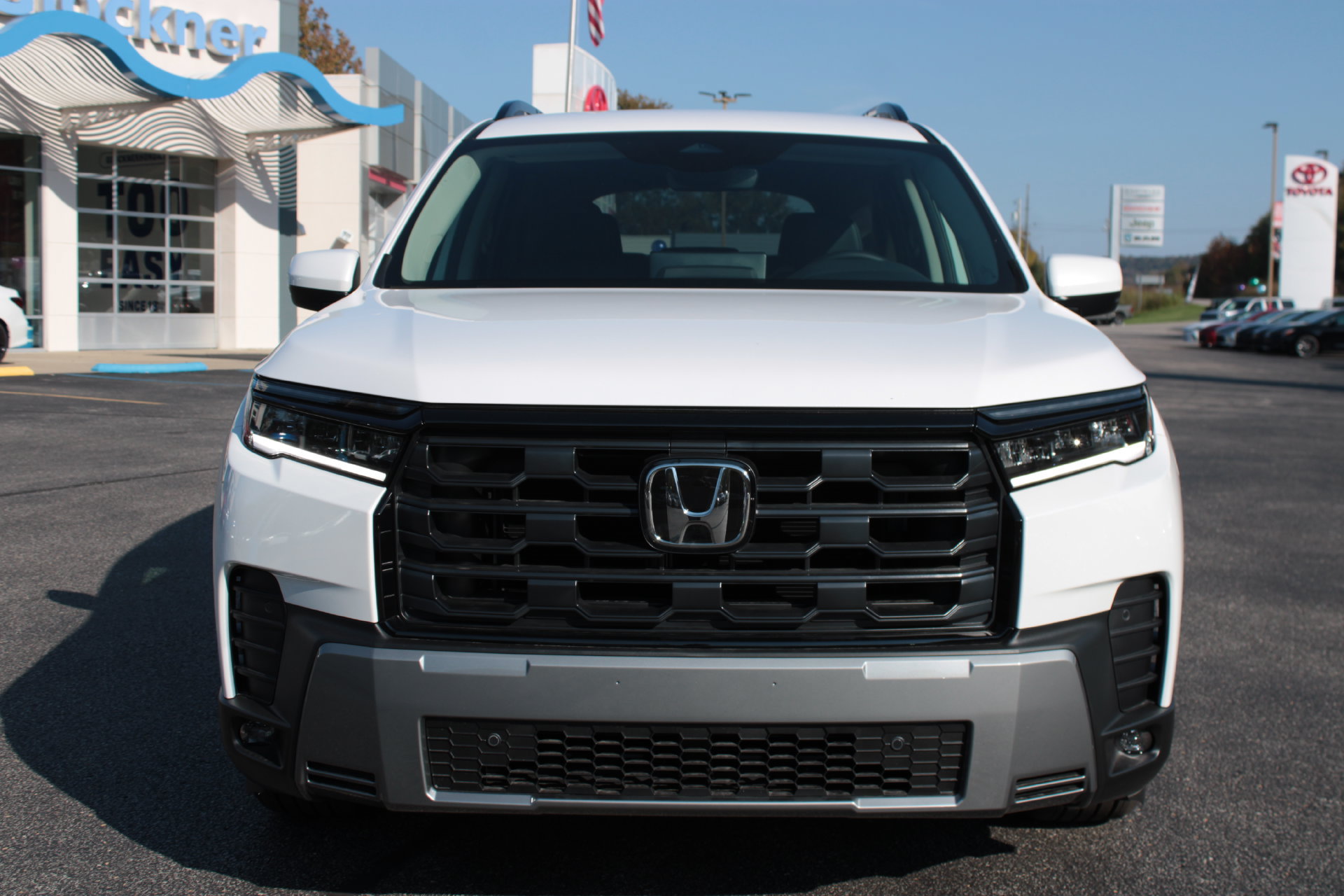 New 2026 Honda Pilot EX-L image 2