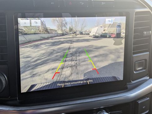 Used 2022 Ford F150 Lariat image 24