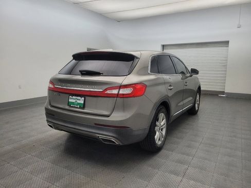Used 2016 Lincoln MKX Premiere image 9