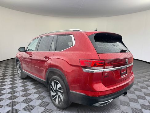 Certified 2025 Volkswagen Atlas SEL image 9