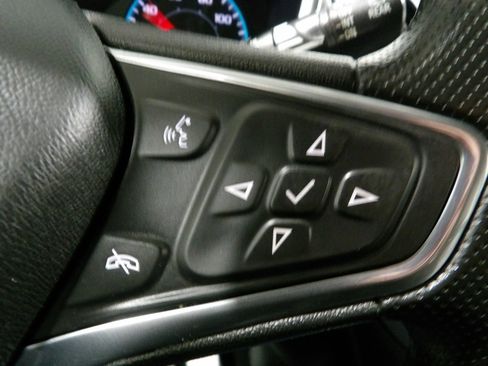 Used 2019 Chevrolet Equinox LS w/ LS Convenience Package FWD image 16