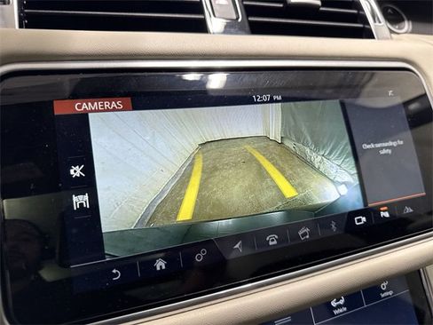 Used 2021 Land Rover Range Rover Sport HST image 20