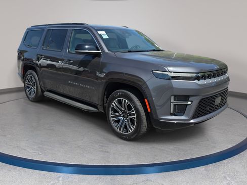 New 2026 Jeep Grand Wagoneer 4WD image 3