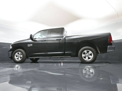 Used 2024 RAM 1500 Classic SLT AWD/4WD image 39