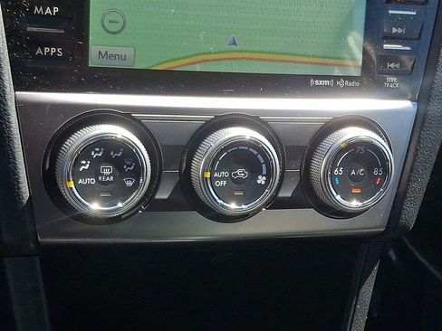 Used 2015 Subaru Crosstrek 2.0i Limited image 16