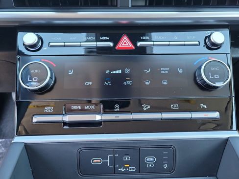 Used 2026 Hyundai Santa Fe SEL image 32