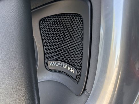 Used 2019 Land Rover Discovery Sport HSE image 21