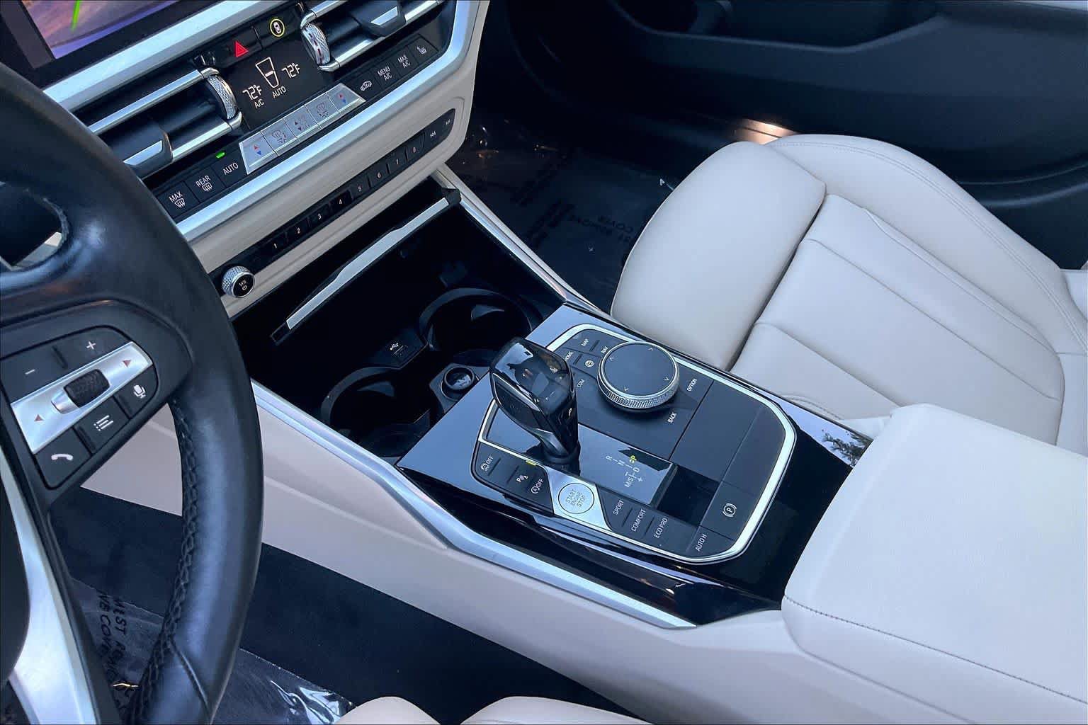 Used 2019 BMW 330i xDrive Sedan w/ Convenience Package AWD/4WD image 16