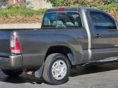 Used 2009 Toyota Tacoma 2WD Regular Cab image 5