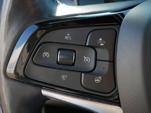 Used 2024 Buick Enclave Premium image 25