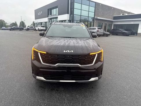 Certified 2025 Kia Sorento SX Prestige AWD/4WD image 2