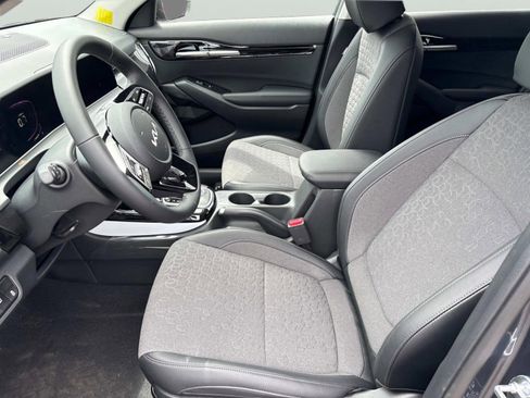 Used 2025 Kia Seltos S FWD image 21