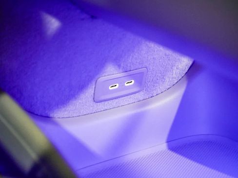 Used 2023 Mercedes-Benz EQS 580 4MATIC Sedan image 22