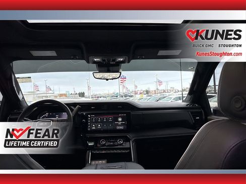 Used 2024 GMC Sierra 2500 AT4X image 46