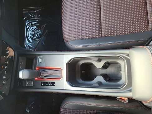 New 2026 Nissan Kicks SR w/ Cold Weather Package image 17