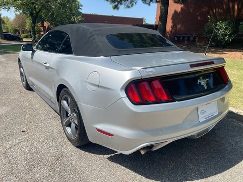 Used 2016 Ford Mustang Convertible w/ Equipment Group 051A RWD image 5