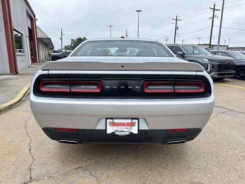 Certified 2022 Dodge Challenger SXT image 6