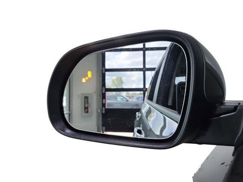 Certified 2023 Kia Soul LX w/ LX Technology Package FWD image 13
