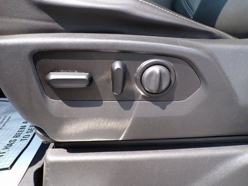 Used 2020 GMC Sierra 1500 SLT w/ SLT Premium Plus Package image 16