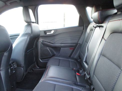 Used 2023 Ford Escape ST-Line w/ Tech Pack #1 image 38