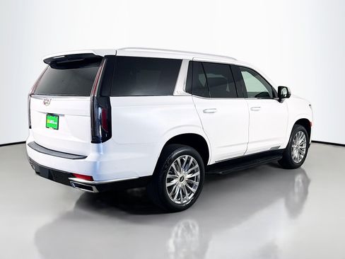 Used 2022 Cadillac Escalade Premium Luxury AWD/4WD image 10