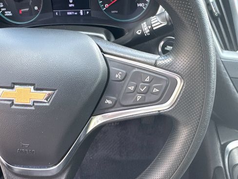 Used 2025 Chevrolet Malibu LT FWD image 25