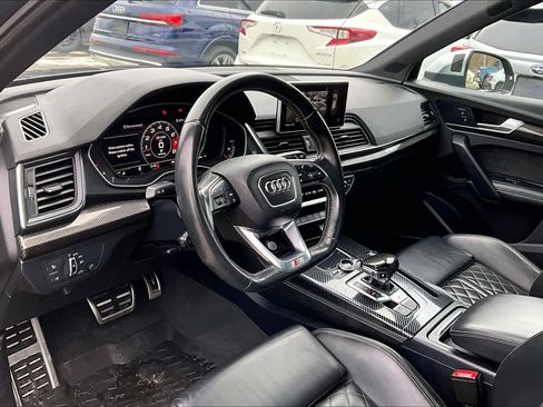 Used 2018 Audi SQ5 Premium Plus w/ Navigation Package image 17