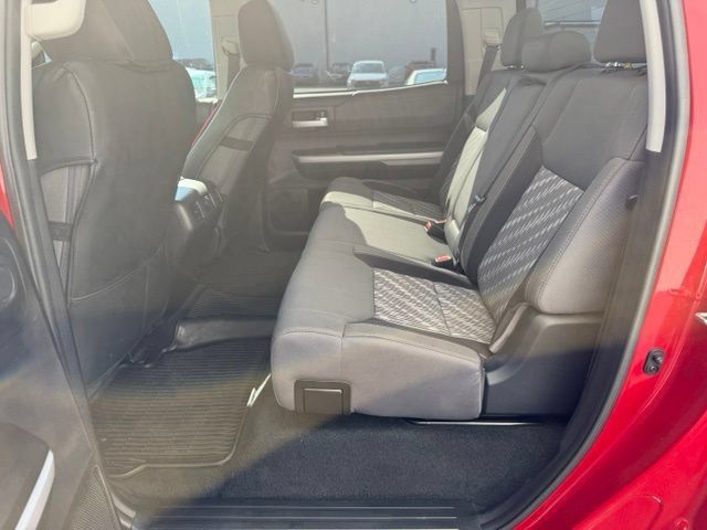 Used 2018 Toyota Tundra SR5 w/ SR5 Upgrade Package AWD/4WD image 22