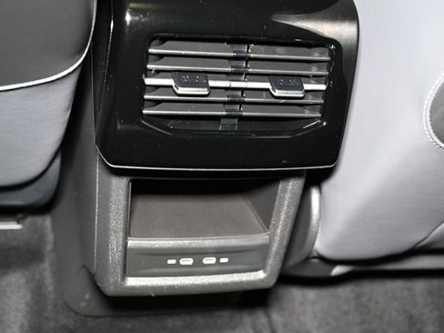 Used 2023 Volkswagen ID.4 Pro S AWD/4WD image 48