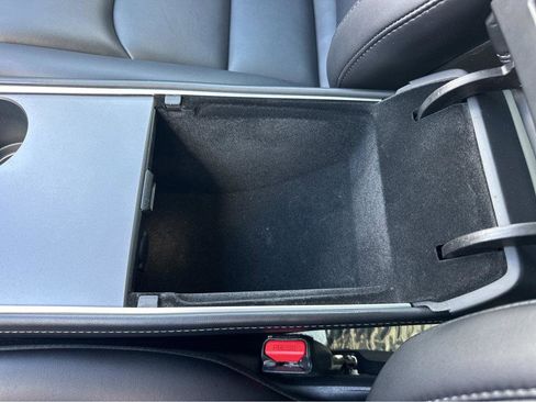 Used 2023 Tesla Model 3 Standard Range image 26